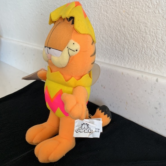 Vintage Russell Stover Garfield Easter Egg Plush Toy NWT - Picture 3 of 16